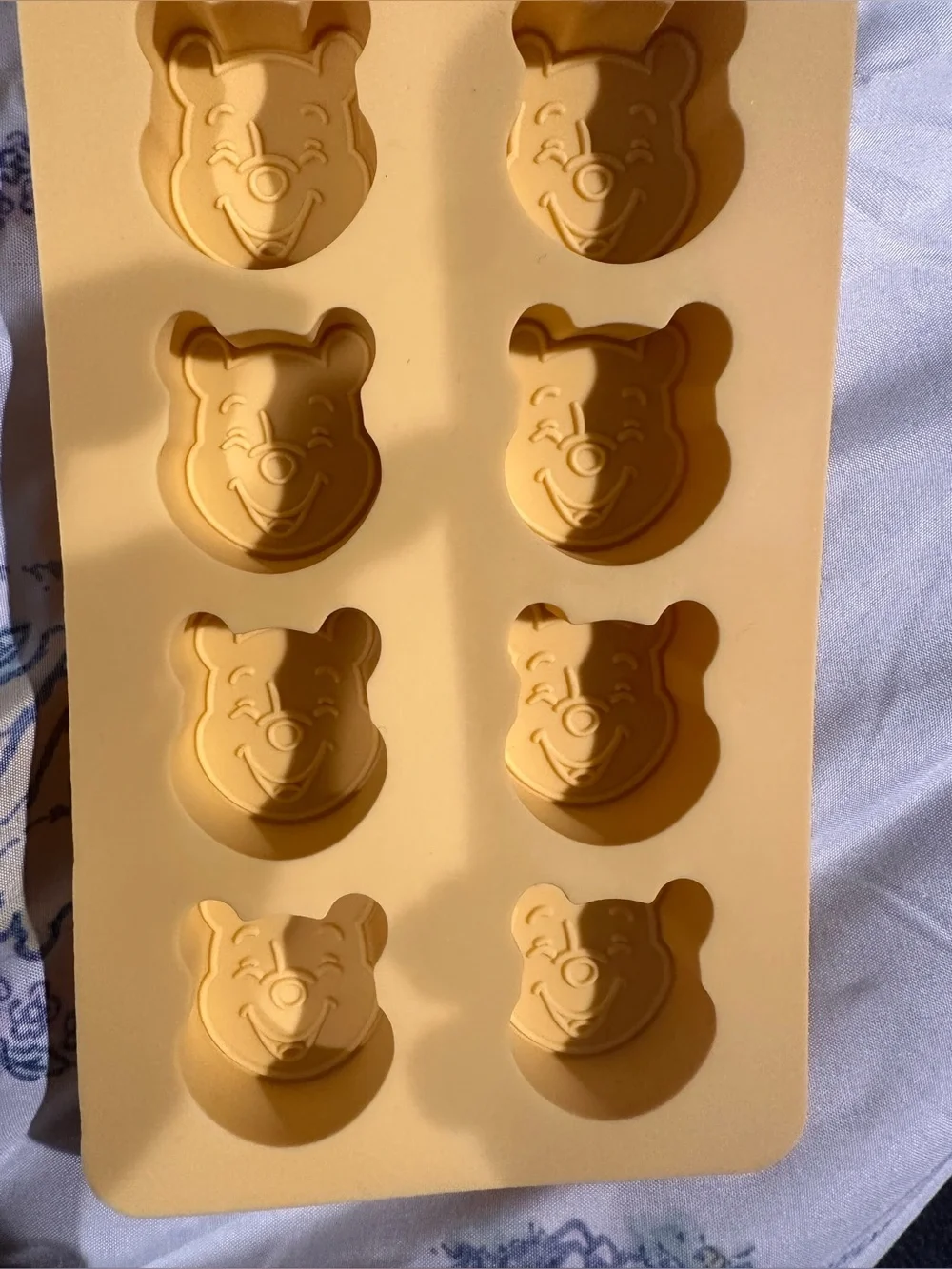 New Disney Winnie the Pooh Silicone Mold Tray - Yellow